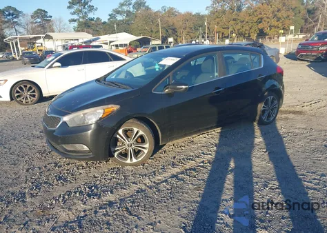 2016 Kia Forte z USA, uszkodzony, nr VIN KNAFX5A18G5591506